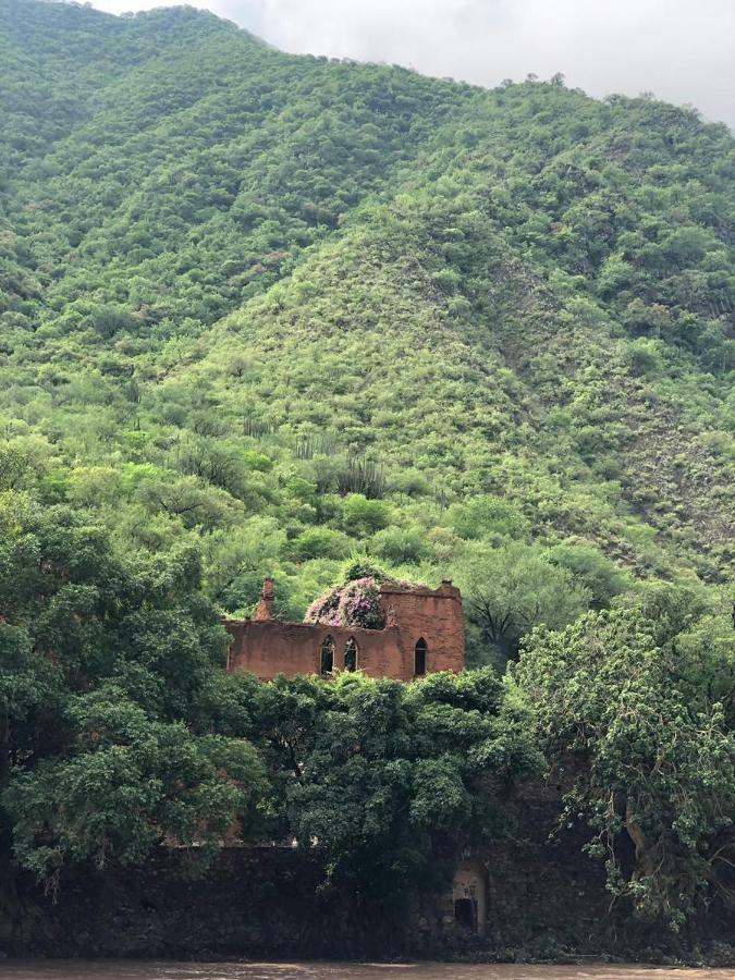 Copper Canyon Riverside Lodge Batopilas Exterior foto